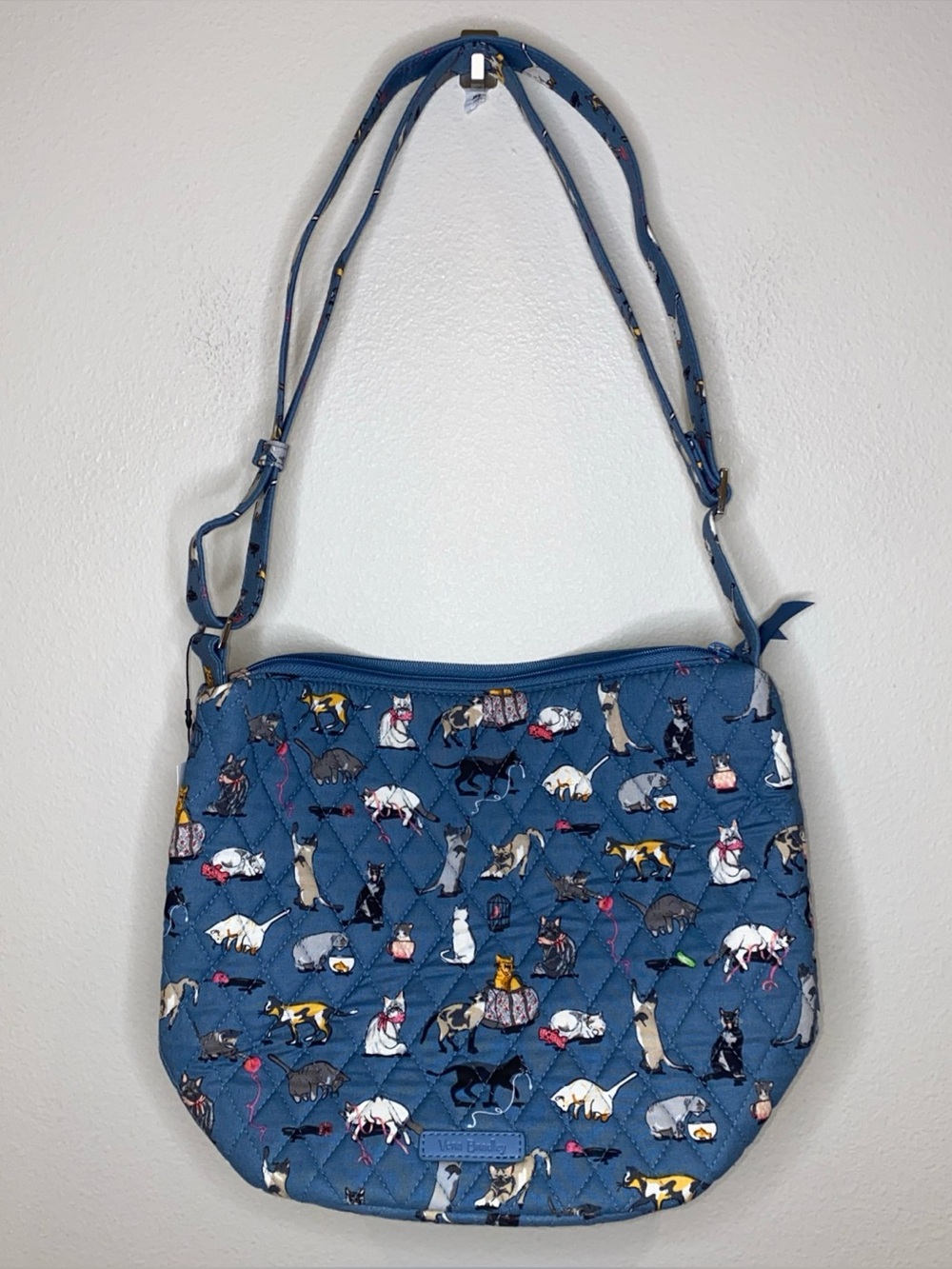 Vera Bradley Bucket Crossbody In Cat's Meow Blue Zip Closure NWT